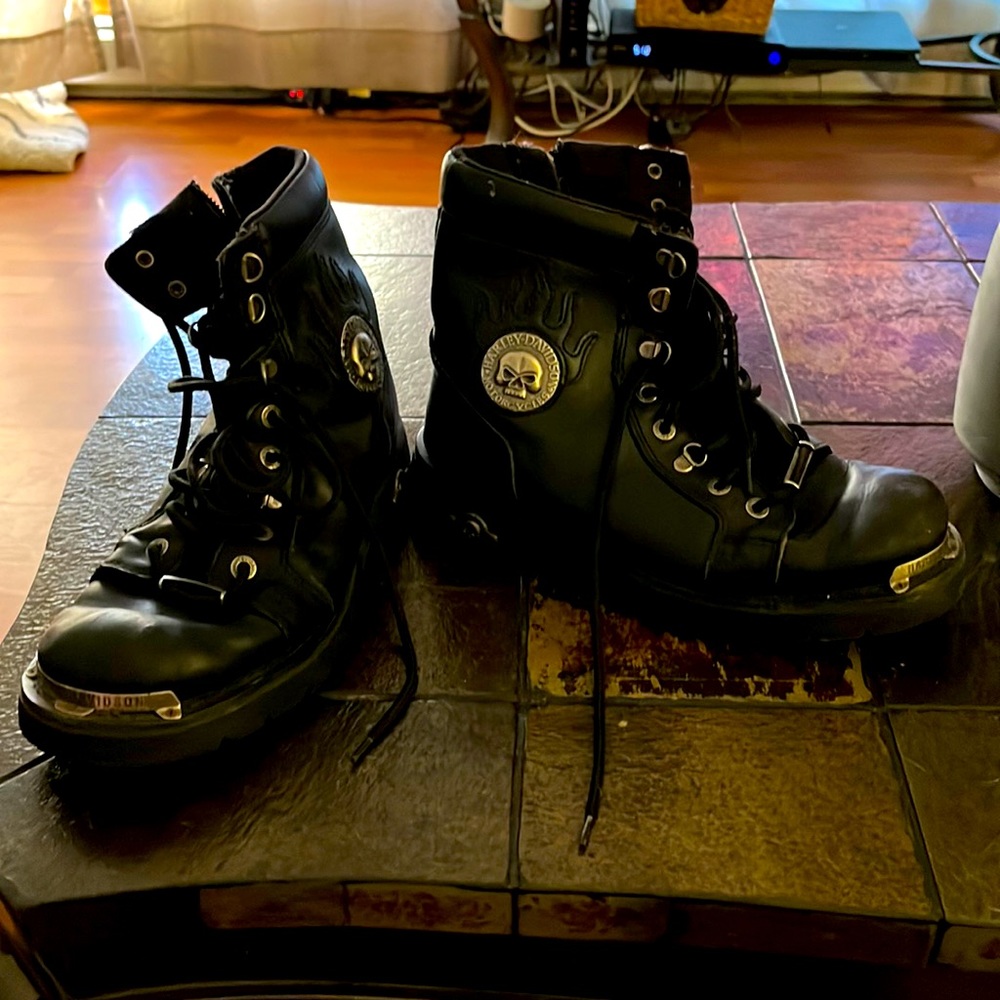 Harley Davidson boots size 9